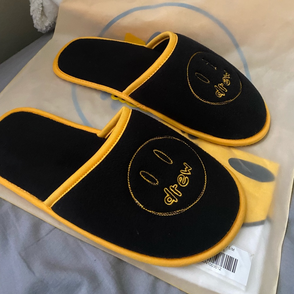 AUTHENTIC Drew House Slippers, NEVER WORN, paid $110 including duties+shipping